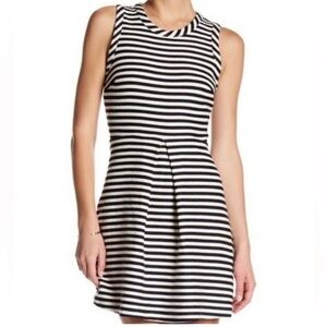 MADEWELL BLACK &  WHITE SLEEVELESS  DRESS SIZE M
